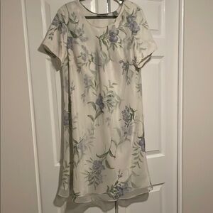 Amanda Smith II White Floral Size 18W